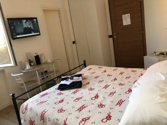 Economy Tek Büyük Yataklı Oda
