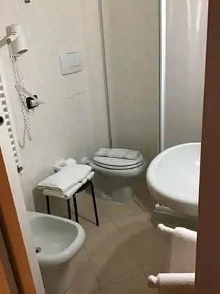 Economy Tek Büyük Yataklı Oda