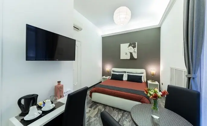 Deluxe Tek Büyük Yataklı Oda