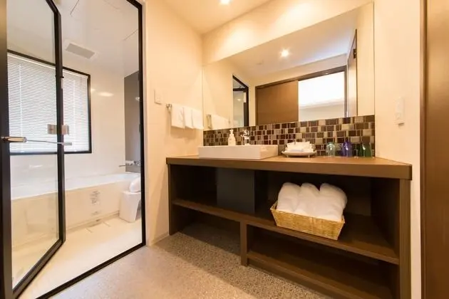 Standard Üç Kişilik Oda, Sigara İçilmez (separate bathroom)
