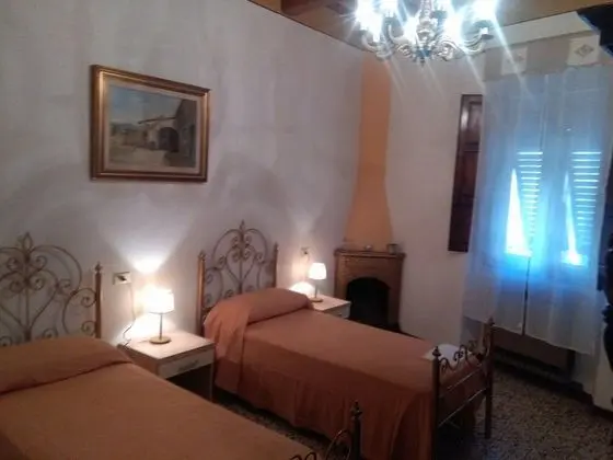 Basic İki Ayrı Yataklı Oda