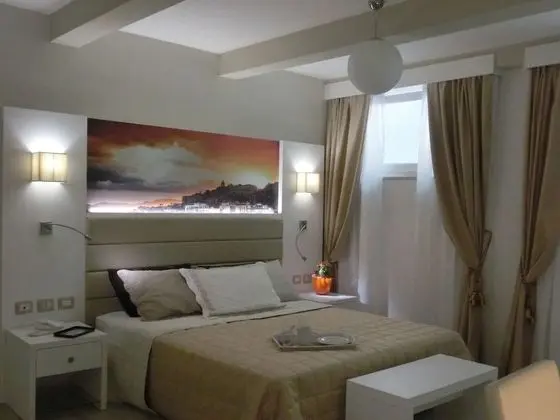 Tek Büyük veya İki Ayrı Yataklı Oda