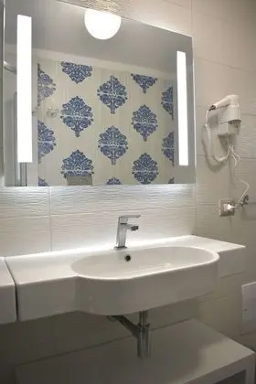 Tek Büyük veya İki Ayrı Yataklı Oda