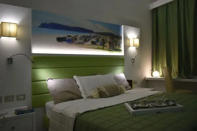 Tek Büyük veya İki Ayrı Yataklı Oda, Şehir Manzaralı