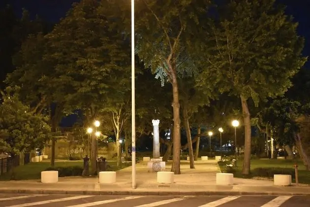 Tek Büyük veya İki Ayrı Yataklı Oda, Şehir Manzaralı