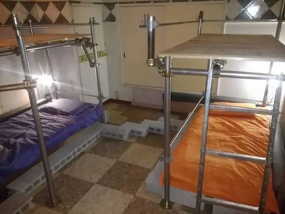 Ortak Ranzalı Oda (Room 2 (Iron))