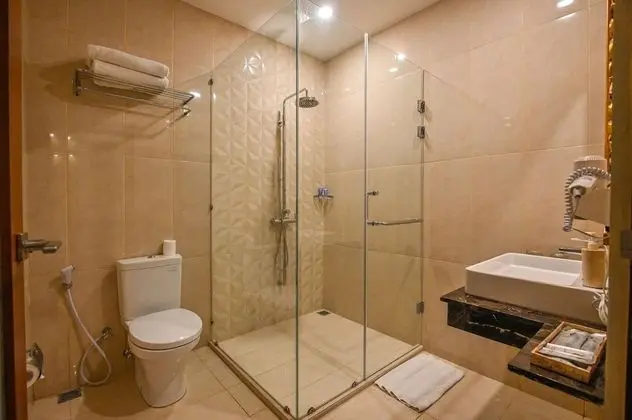 Superior Oda, 1 Büyük (Queen) Boy Yatak