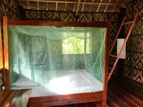 Traditional Tek Büyük Yataklı Oda, Ortak Banyo (Nipa Hut Fan)