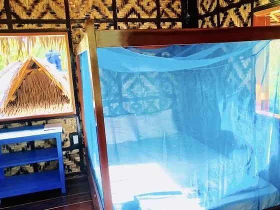 Traditional Tek Büyük Yataklı Oda, Ortak Banyo (Nipa Hut Fan)