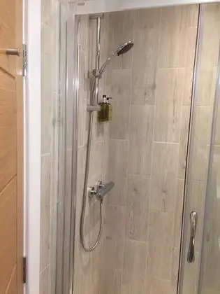 Süit, 1 En Büyük (King) Boy Yatak ve Çekyat