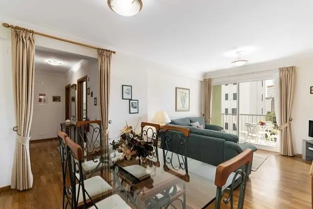 Apart Daire, 2 Yatak Odası, Balkon