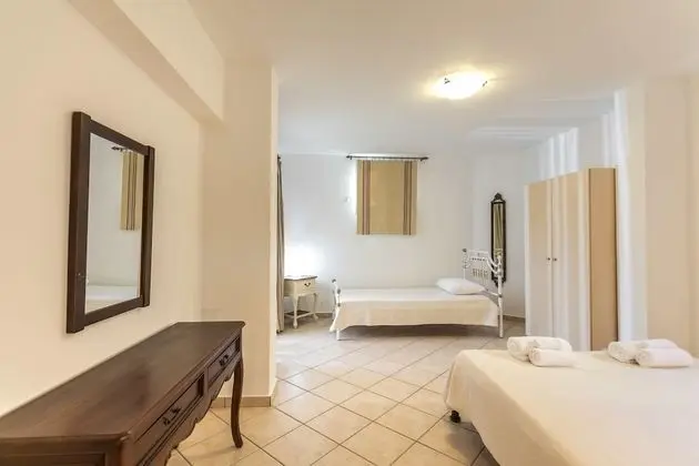 Grand Villa