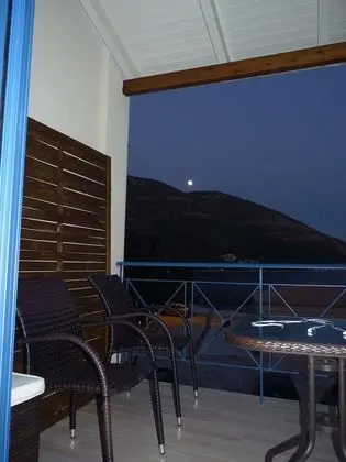 Apart Daire, Deniz Manzaralı (Attic)