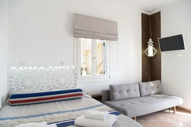 Standard Tek Büyük Yataklı Oda, Avlu Manzaralı (Village View )