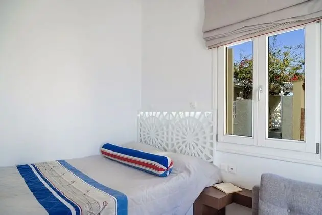 Standard Tek Büyük Yataklı Oda, Avlu Manzaralı (Village View )