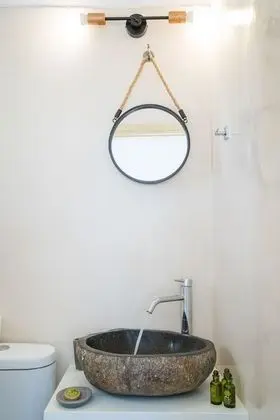 Standard Tek Büyük Yataklı Oda, Avlu Manzaralı (Village View )