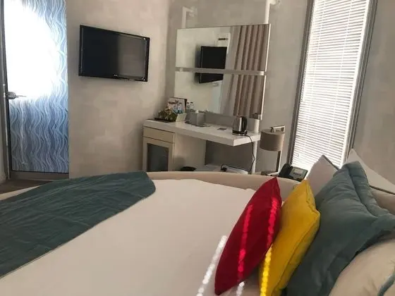 Loca Suite