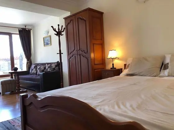 Tek Büyük Yataklı Oda