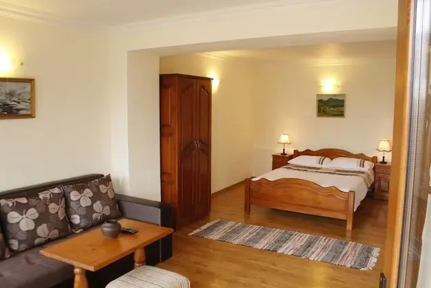 Tek Büyük Yataklı Oda