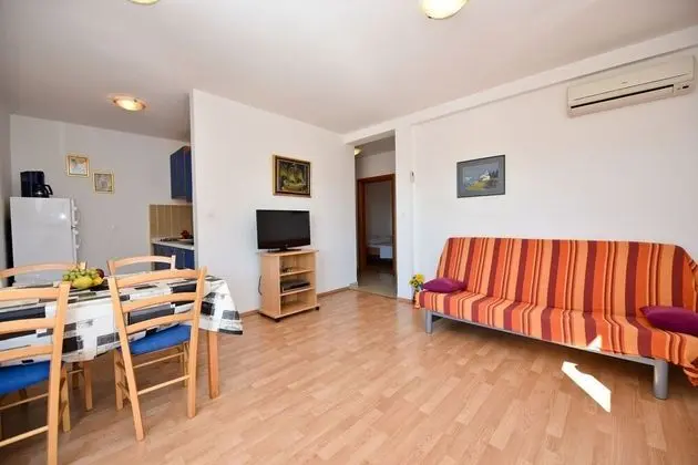Apart Daire (Ilija - with parking - A1(4+1))