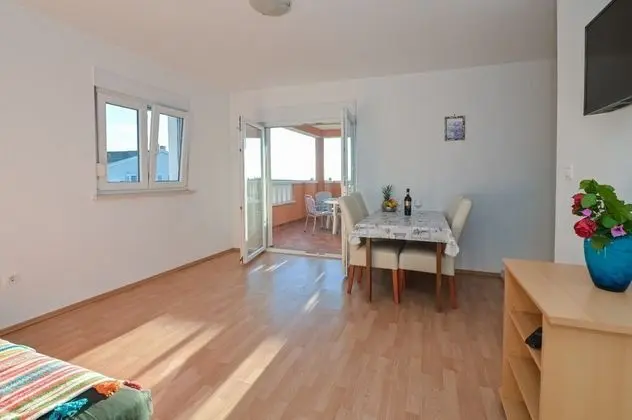 Apart Daire (Ilija - with parking - A2(4+1))