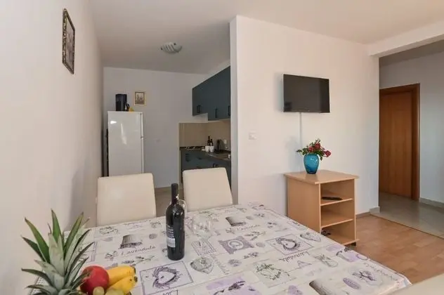 Apart Daire (Ilija - with parking - A2(4+1))