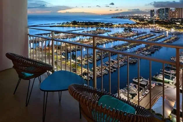 Luxury Sunset Ocean View w/ Full Kitchen