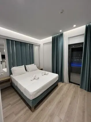 Superior Tek Büyük Yataklı Oda