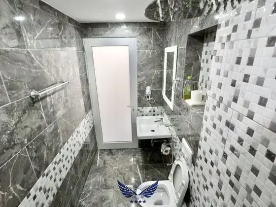 Üç Kişilik Oda