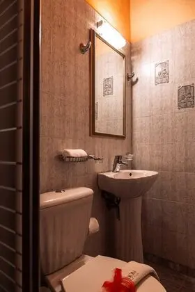 Basic Tek Büyük Yataklı Oda