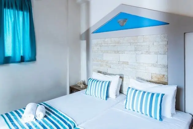 One Bedroom Triple Apartment