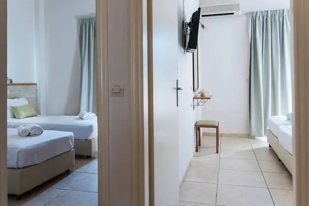 Two Bedroom Apartment with Pool View