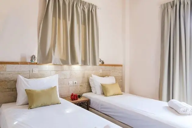 Two Bedroom Apartment with Pool View