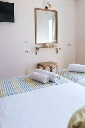 Two Bedroom Apartment with Pool View