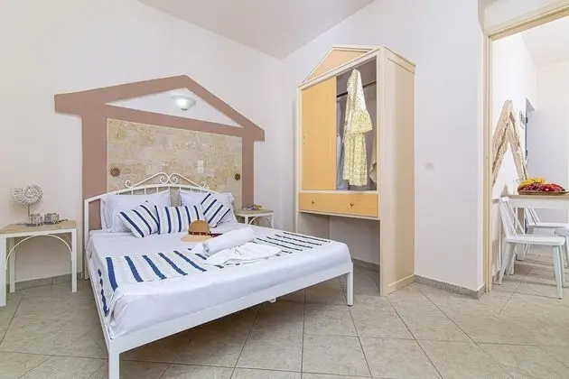 One Bedroom Apartment with Pool View