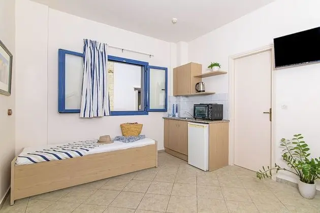 One Bedroom Apartment with Pool View