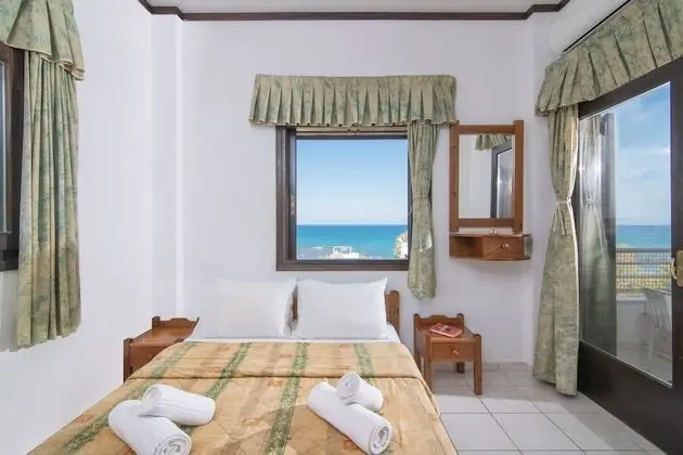 Family Apartment with Sea view