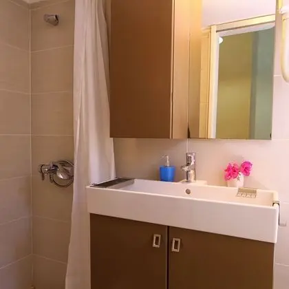 Stüdyo, Bahçe Manzaralı