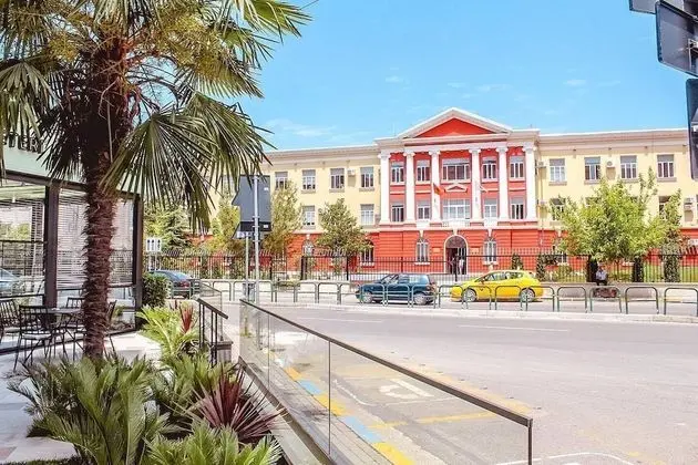 Deluxe Üç Kişilik Oda