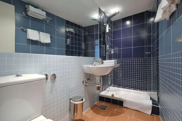 Superior Tek Büyük Yataklı Oda, Balkon (Sea View)