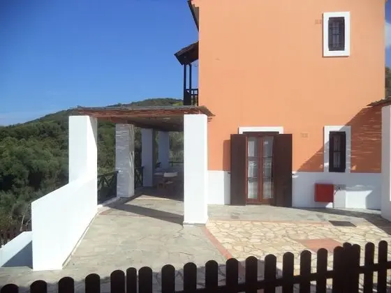 Family Villa (Ephyra)