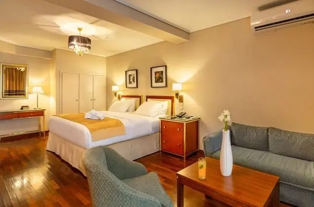 Standard Tek Büyük veya İki Ayrı Yataklı Oda, Şehir Manzaralı