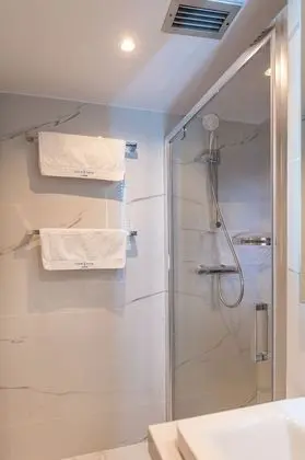 Standard Tek Büyük veya İki Ayrı Yataklı Oda, Şehir Manzaralı