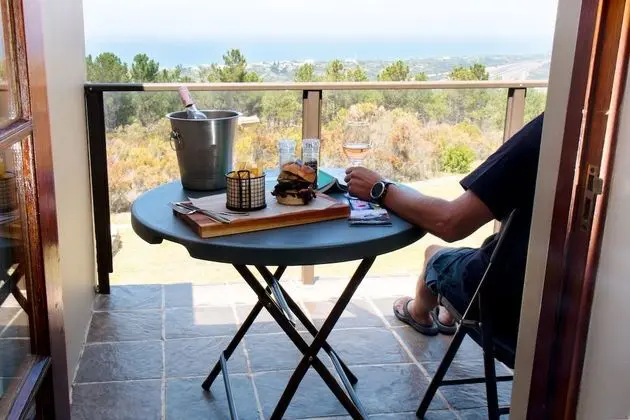 Deluxe Oda, 1 En Büyük (King) Boy Yatak, Deniz Manzaralı