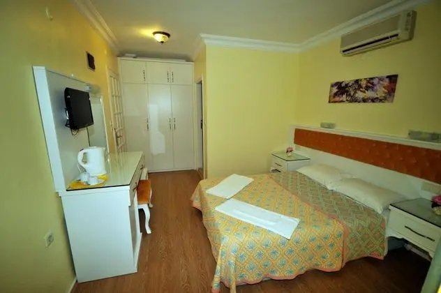 Standart Oda, Bahçe Manzaralı