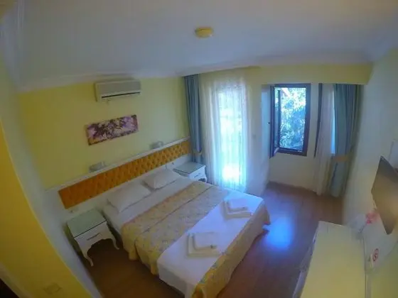 Standart Oda, Bahçe Manzaralı