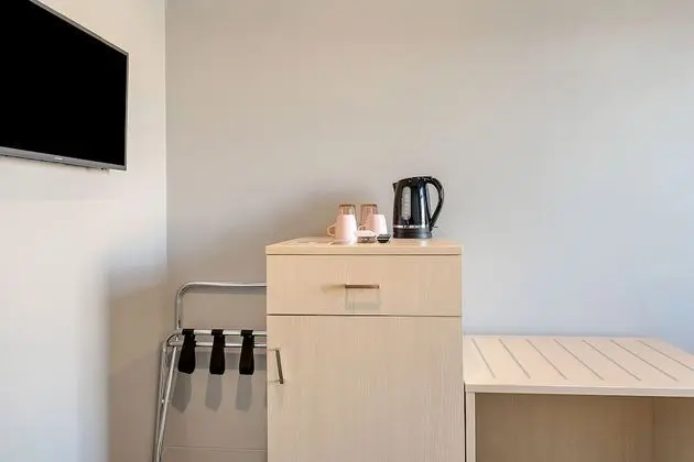 Tek Kişilik Oda, Ortak Banyo