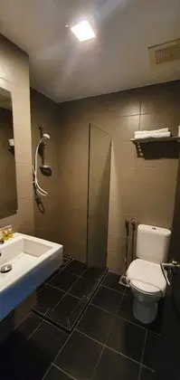 Ortak Ranzalı Oda, Karma Ranzalı Oda (1 Bed in 6-Bed)