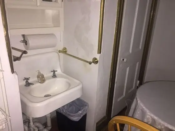 Oda, Sigara İçilmez (BEDROOM #2)