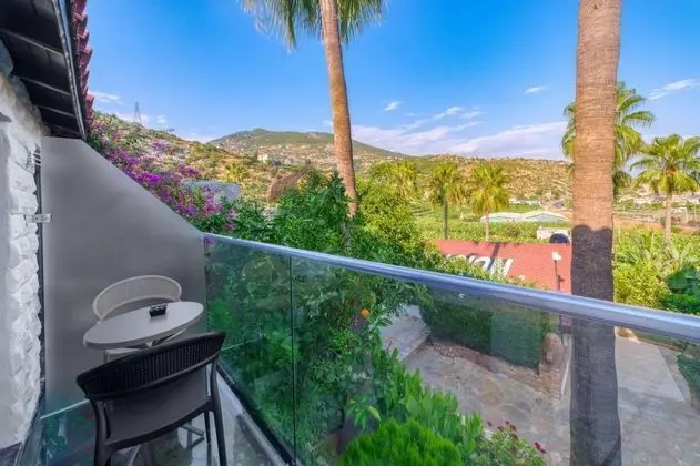 Bungalow, Kara Manzaralı, Balkonlu veya Fransız Balkonlu